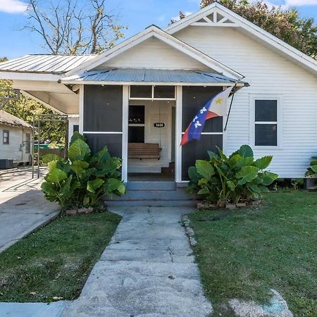 Spacious 4Br Retreat In The Heart Of Lafayette Extérieur photo