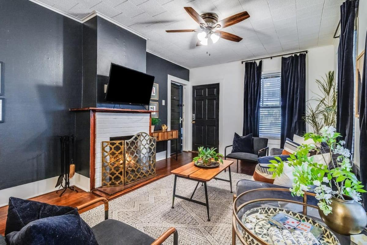 Spacious 4Br Retreat In The Heart Of Lafayette Extérieur photo