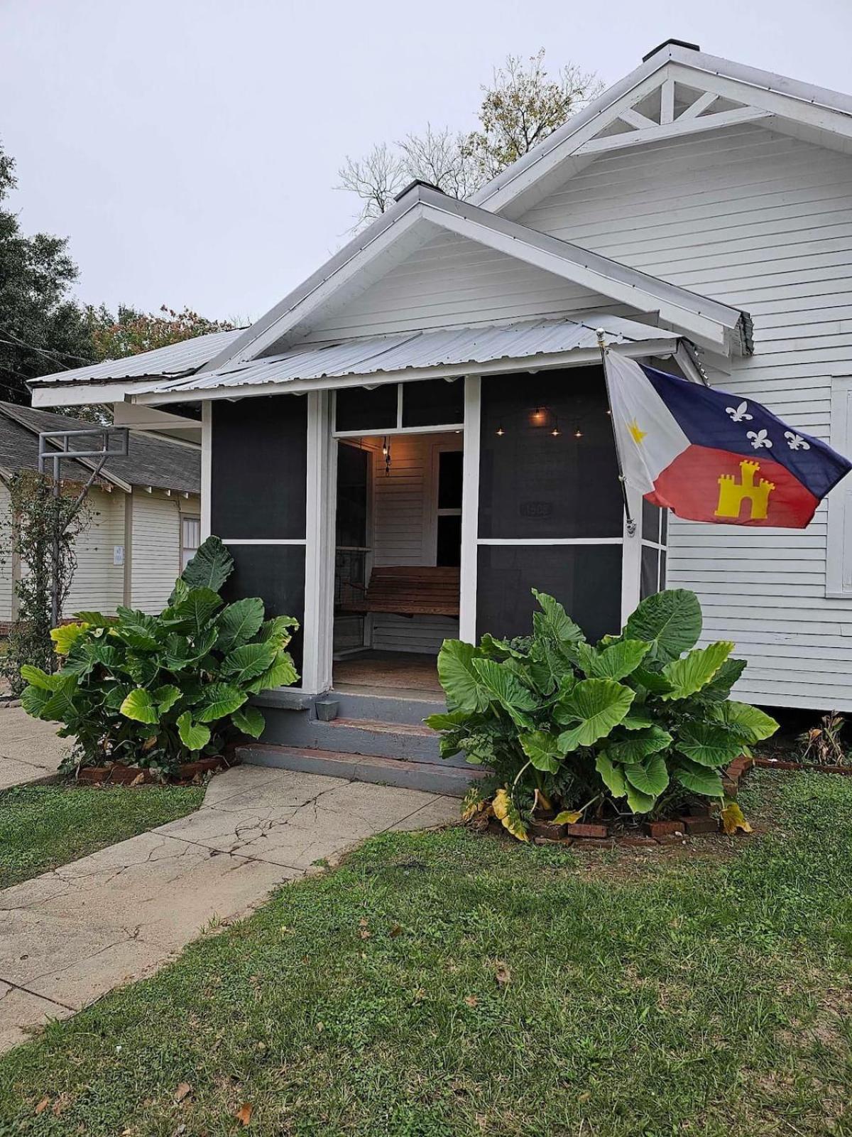 Spacious 4Br Retreat In The Heart Of Lafayette Extérieur photo