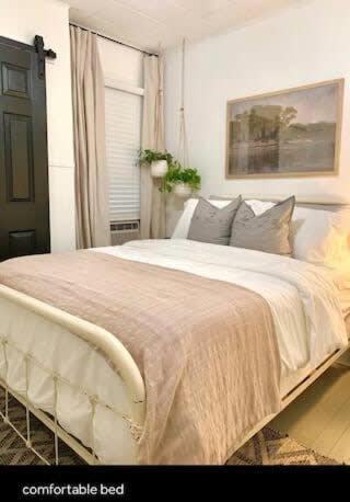 Spacious 4Br Retreat In The Heart Of Lafayette Extérieur photo